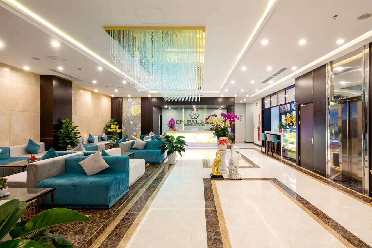 CN Palace hotel Danang - Mekong delta tours