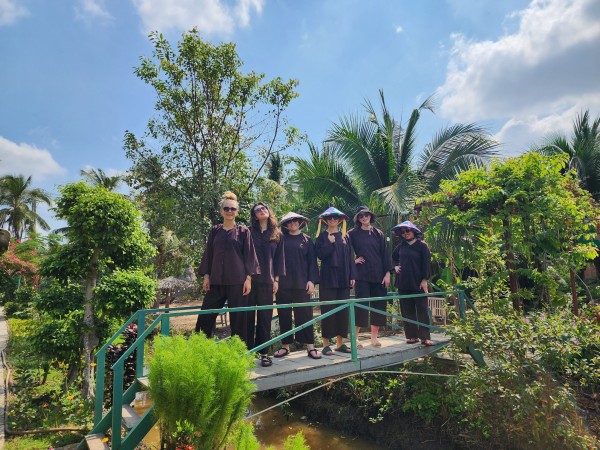 Family Tiny Garden Homestay